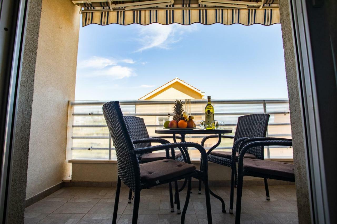 Апартаменты Apartman Spalato Экстерьер фото