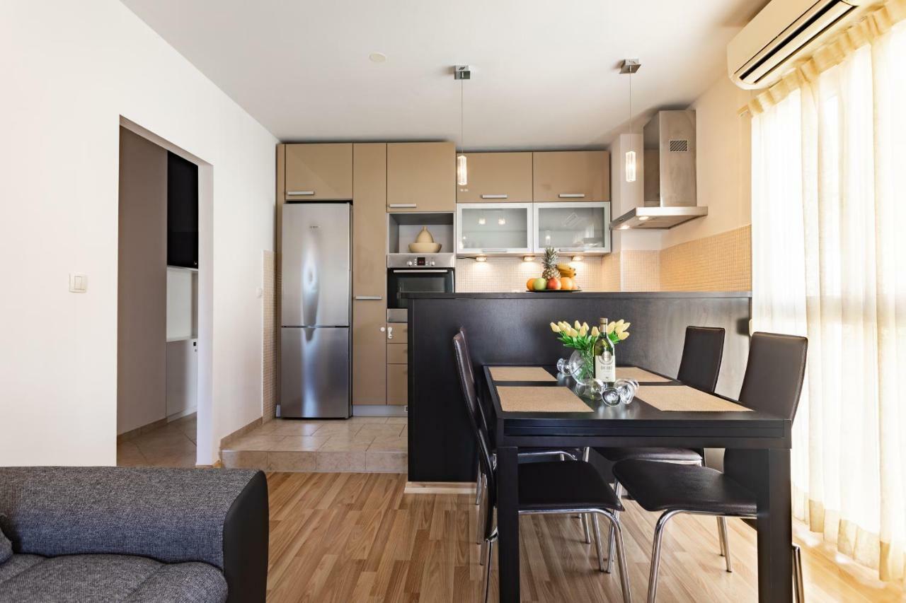 Апартаменты Apartman Spalato Экстерьер фото